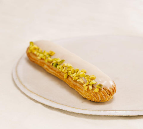 Pistachio eclair